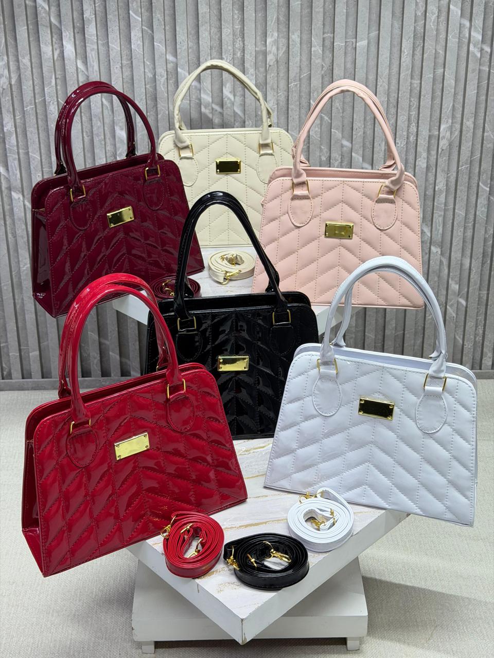 Cartera Patente 2 en 1 con Herrajes Dorados