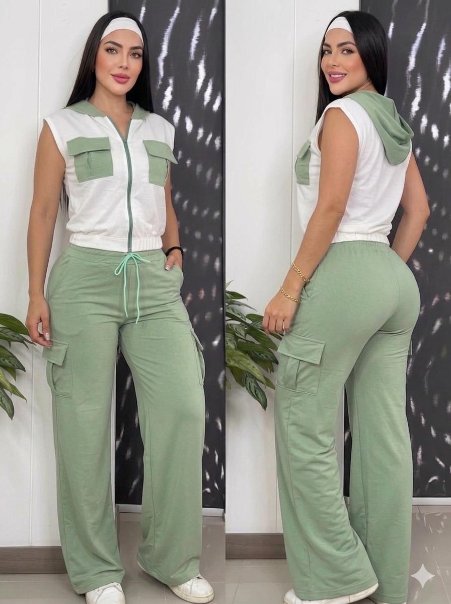 Conjunto con Capucha en Tela Burda Licrada