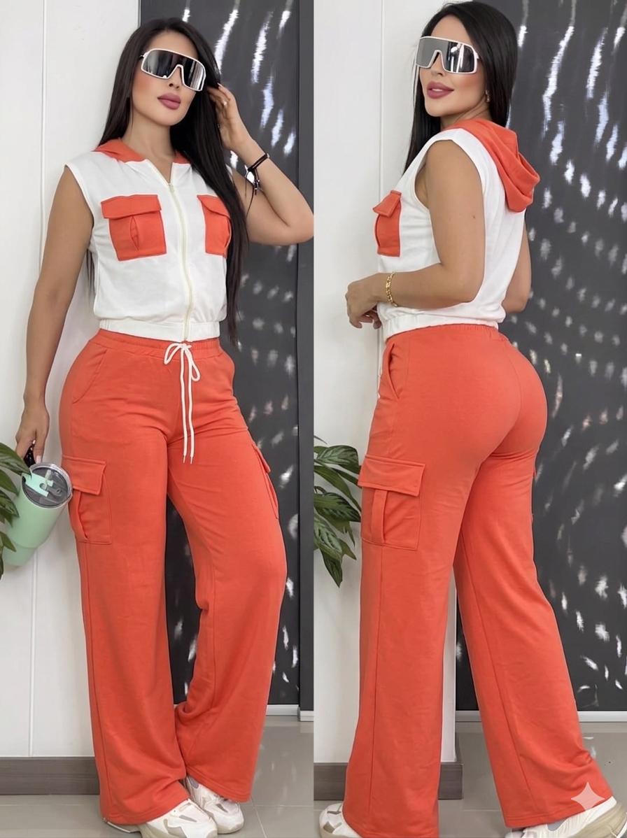 Conjunto con Capucha en Tela Burda Licrada