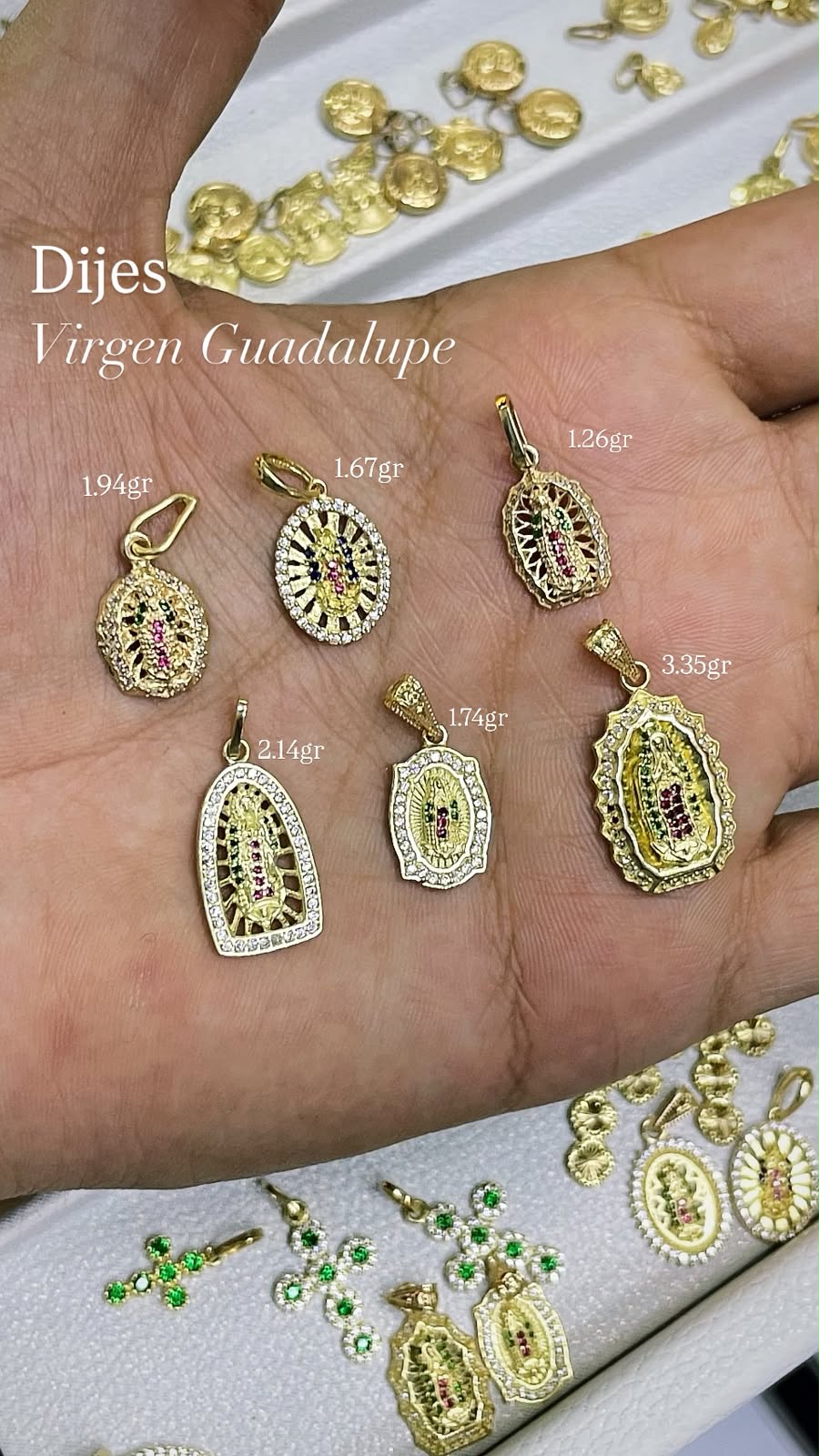 Dije Religioso en Oro 18K