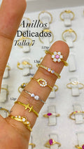 Anillo Femenino en Oro 18K con Piedras Preciosas
